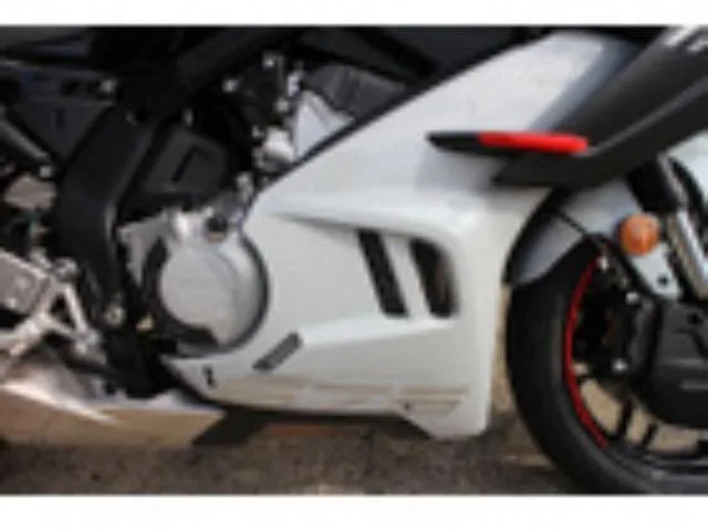 CFMoto 675SR-R 2026 — миниатюра 2