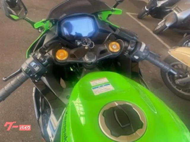 Kawasaki Ninja ZX-25R SE 2023 — миниатюра 5