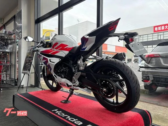 Honda CBR250RR 42ps 3 2025 — миниатюра 3