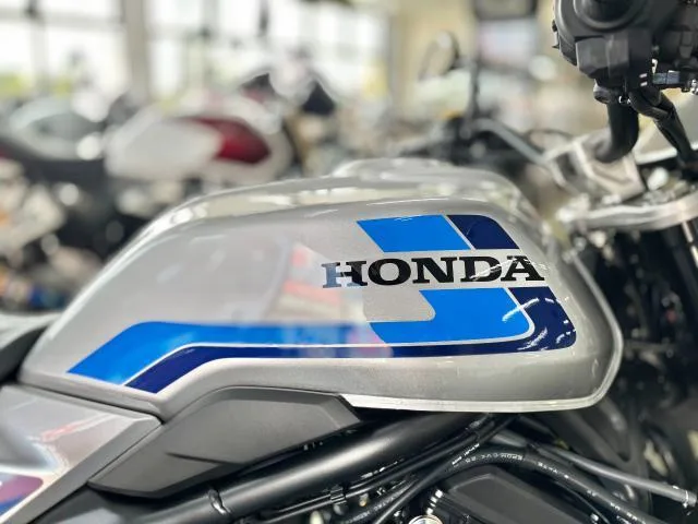 Honda CB1000F 2026 — миниатюра 3