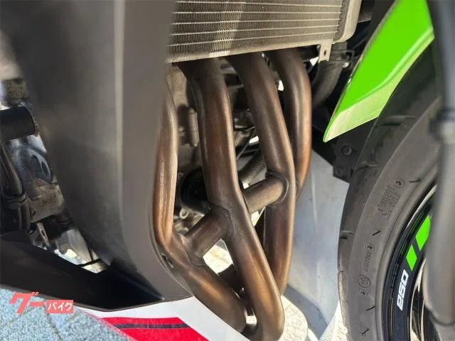 Kawasaki Ninja ZX-25R 2022 — миниатюра 3