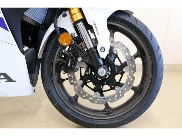 Honda CBR250RR 2025 2025 — миниатюра 2