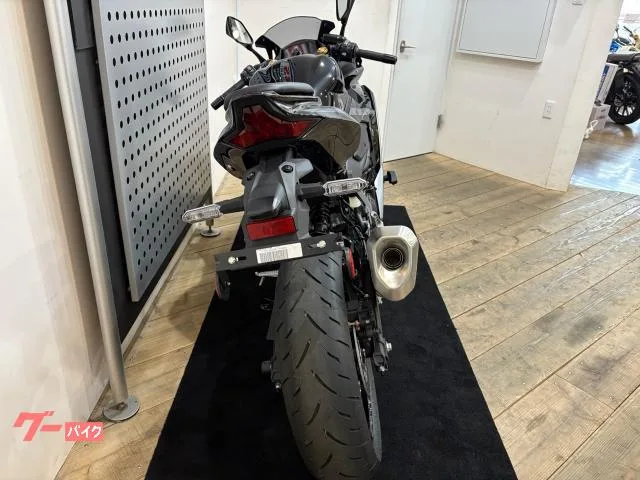 Kawasaki Ninja ZX-4R SE 2026 — миниатюра 2