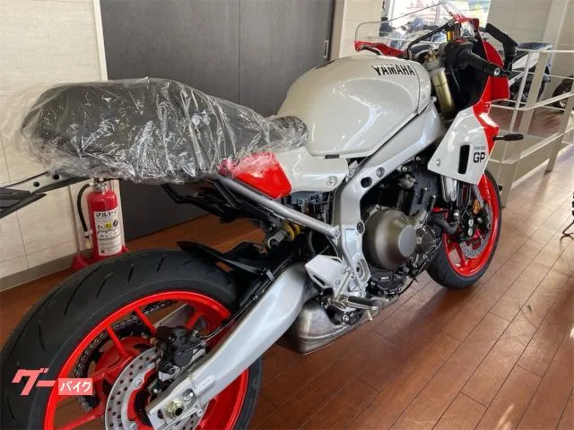 Yamaha XSR900GP 2024 2024 — миниатюра 3