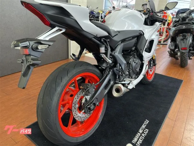 Yamaha YZF-R7 1 2024 — миниатюра 2
