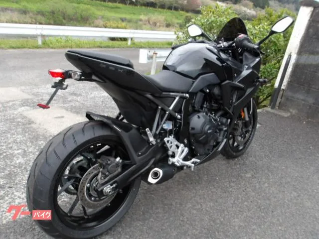 Suzuki GSX-8R 2024 2024 — миниатюра 4