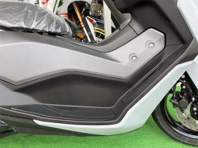 Yamaha NMAX 2025 — миниатюра 2