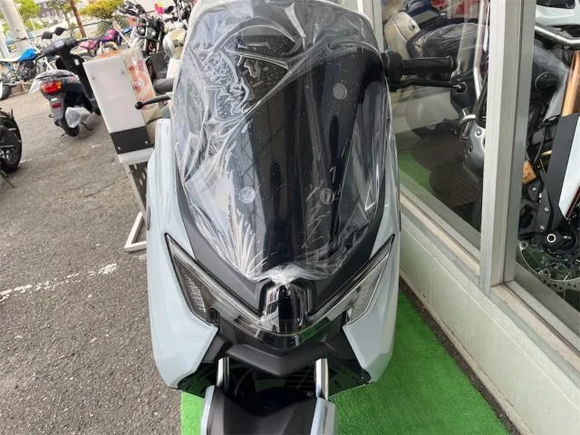 Yamaha NMAX 2025 — миниатюра 3