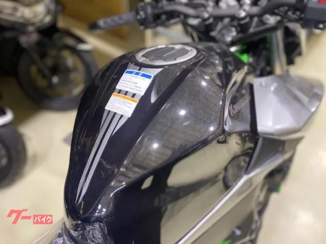 Kawasaki Z400 2025 — миниатюра 2