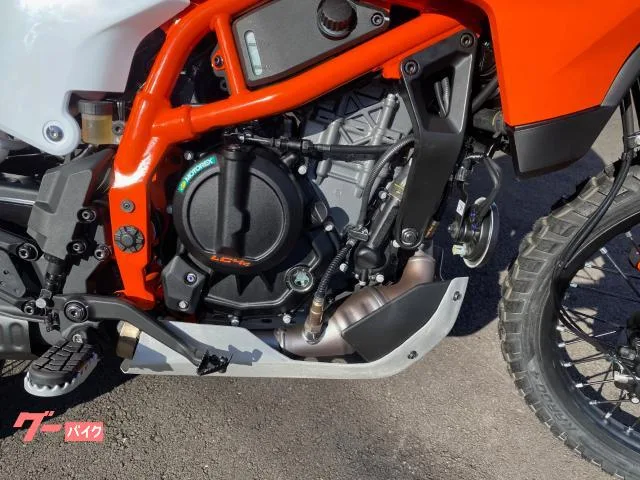 KTM 390 R 2025 — миниатюра 2