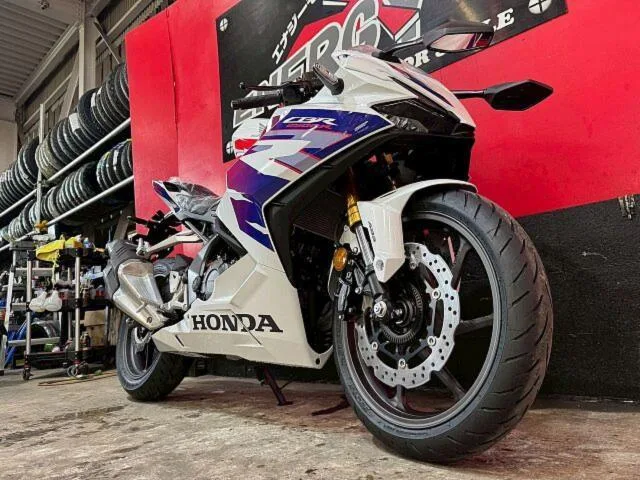 Honda CBR250RR MC51 2 2025 — миниатюра 5