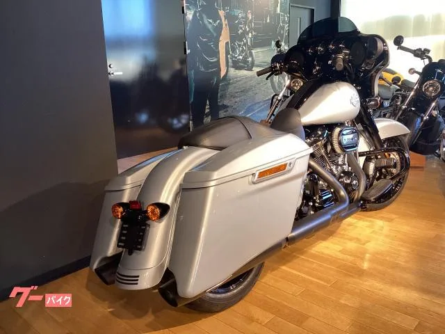 HARLEY-DAVIDSON FLHXS 2023 — миниатюра 2