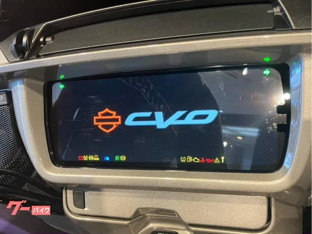 HARLEY-DAVIDSON CVO FLHXSE 2023 — миниатюра 2