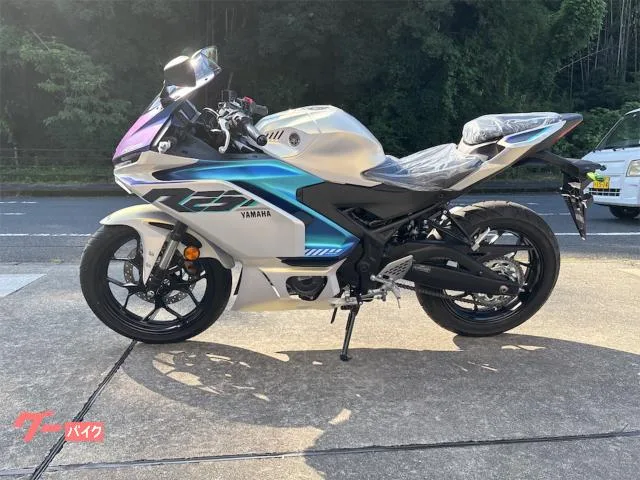 Yamaha YZF-R25 2025 — миниатюра 3