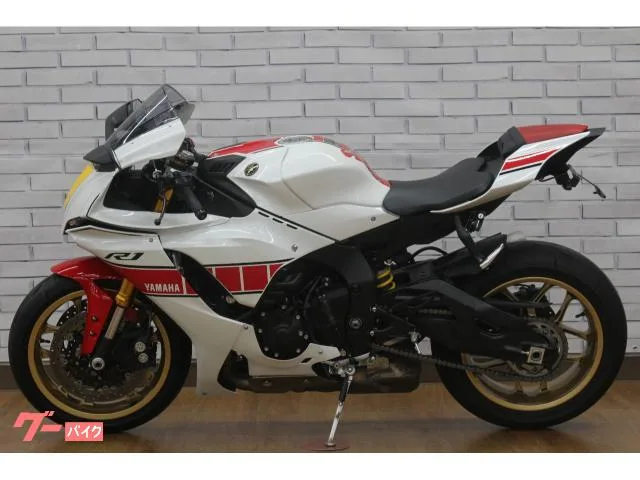 Yamaha YZF-R1/ 2022 — миниатюра 2