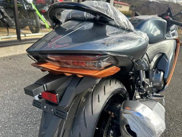 Suzuki (GSX1300R Hayabusa) 2026 — миниатюра 4