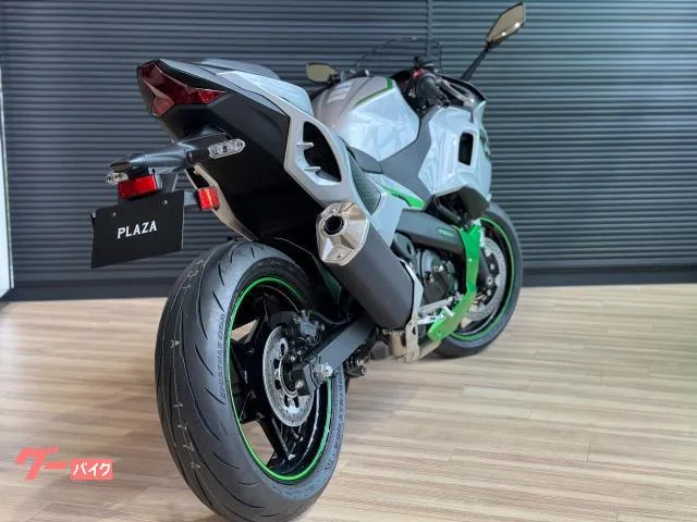 Kawasaki Ninja 7 Hybrid 2024 — миниатюра 3