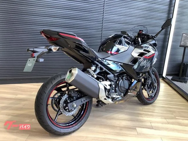 Kawasaki Ninja 400 2025 — миниатюра 3