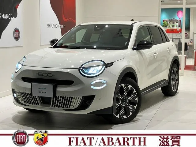 Fiat 600e LA PRIMA 2025 — фото 1, купить с доставкой в Москву