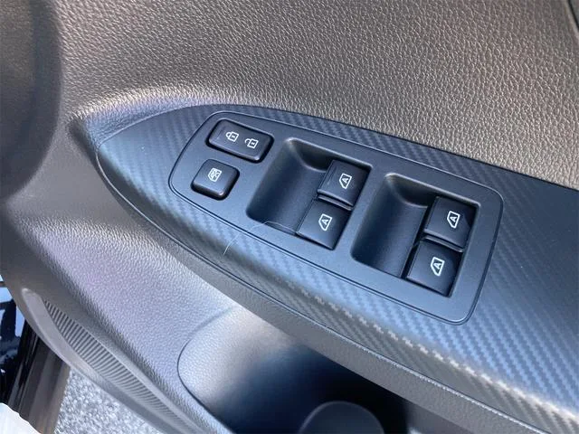 Mitsubishi Eclipsecross G 2024 — миниатюра 3