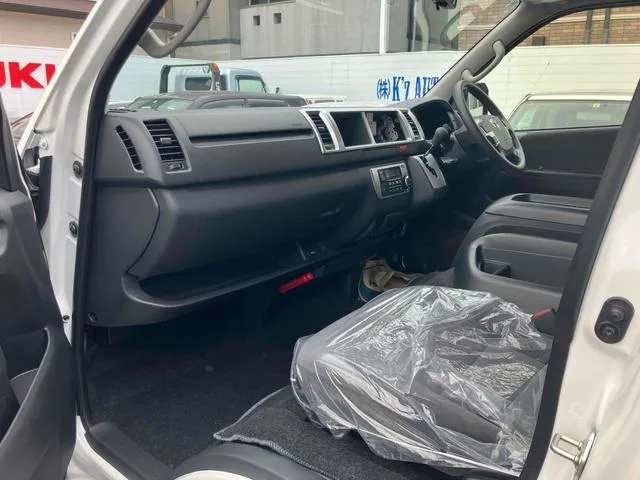 Toyota HIACE WAGON GRAND CABIN 2025 — миниатюра 4