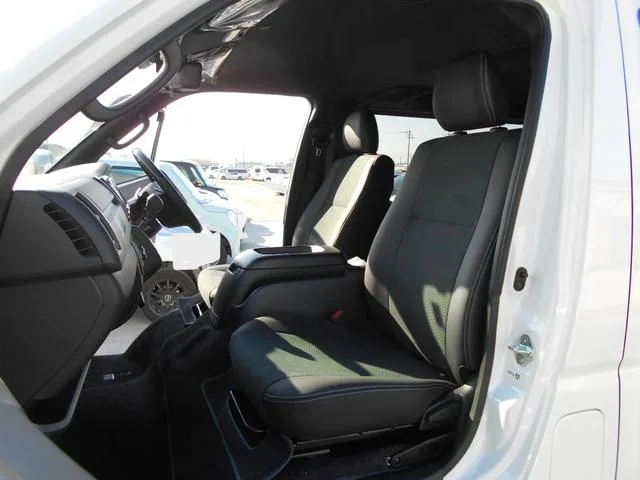 Toyota HIACE VAN SUPER GL DARK PRIME II 2023 — миниатюра 4