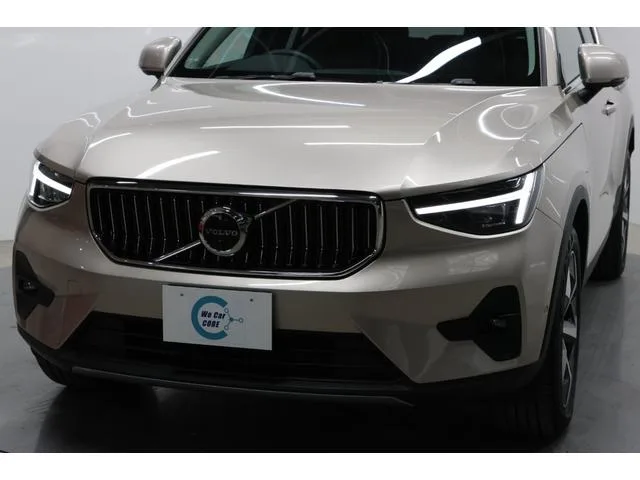 Volvo XC40 ULTIMATE B4 AWD 2023 — миниатюра 5