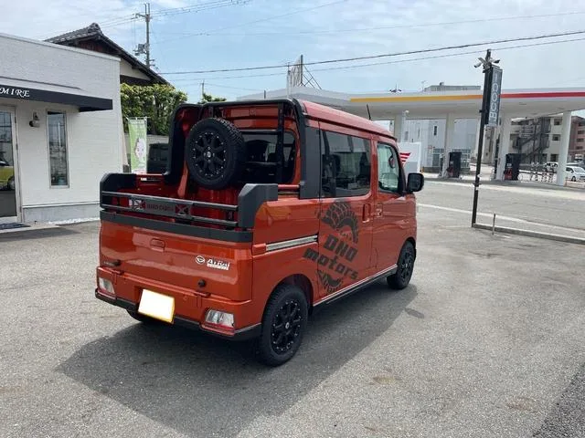 Daihatsu ATRAI ATRAI DECKVAN 2023 — миниатюра 3