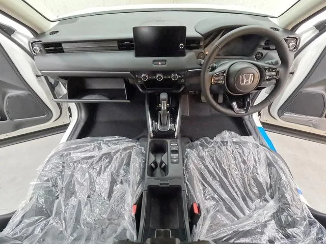 Honda VEZEL E:HEV Z 2025 — миниатюра 3