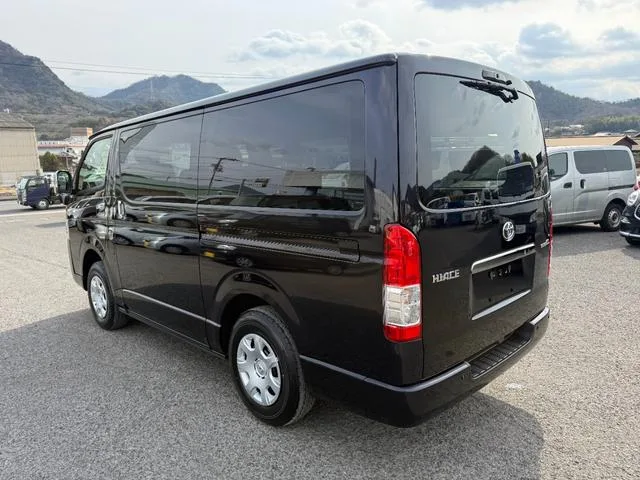 Toyota HIACE VAN SUPER GL DARK PRIME II 2026 — миниатюра 3