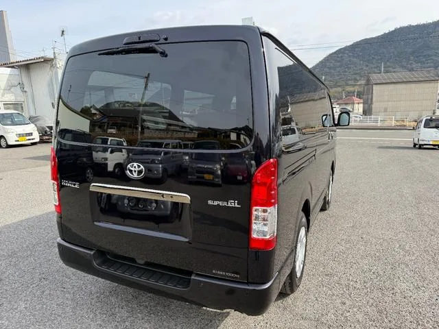 Toyota HIACE VAN SUPER GL DARK PRIME II 2026 — миниатюра 4