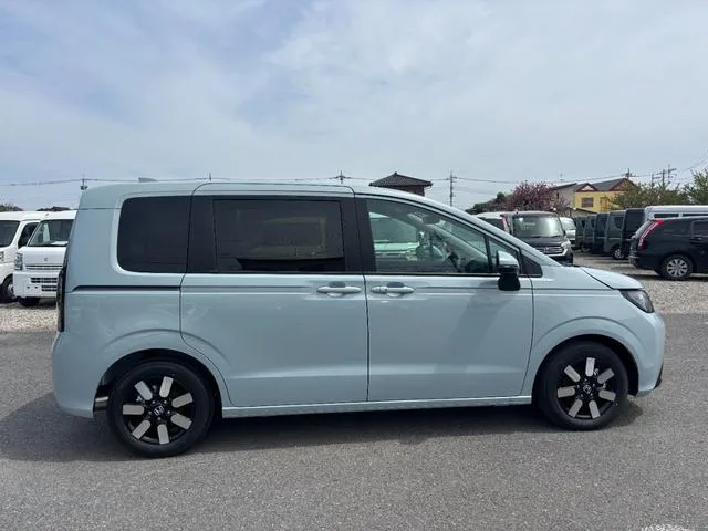 Honda FREED E:HEV AIR EX 2025 — миниатюра 2