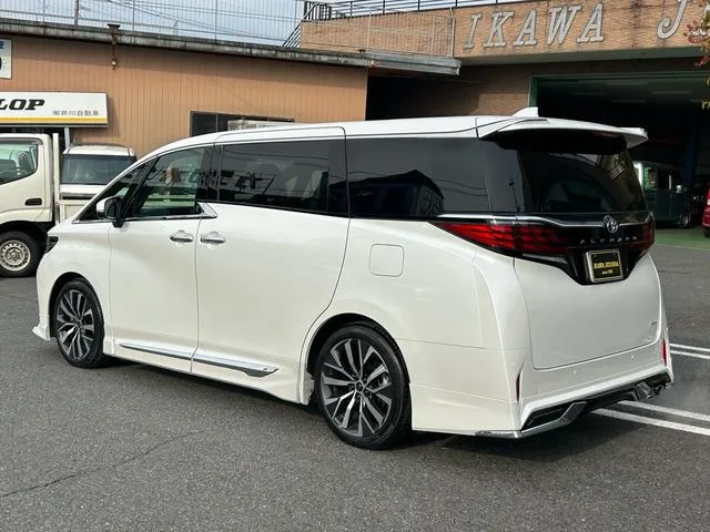 Toyota ALPHARD HYBRID Z 2023 — миниатюра 4