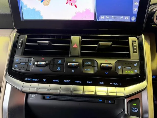 Toyota Land Cruiser ZX 2024 — миниатюра 3
