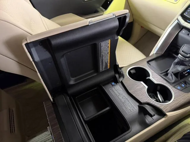 Toyota Land Cruiser ZX 2024 — миниатюра 4