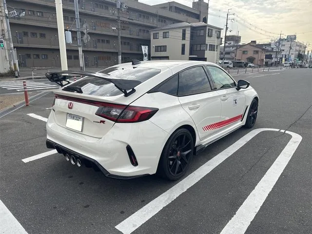 Honda CIVIC TYPE R 2025 — миниатюра 3