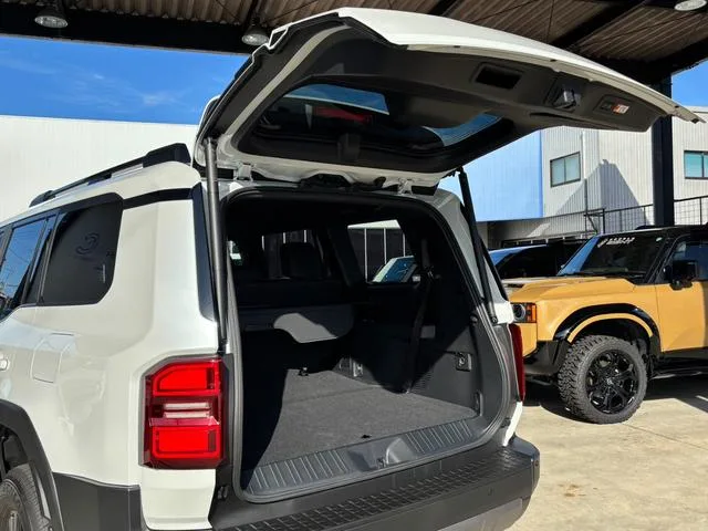 Toyota LAND CRUISER 250 VX 2024 — миниатюра 5