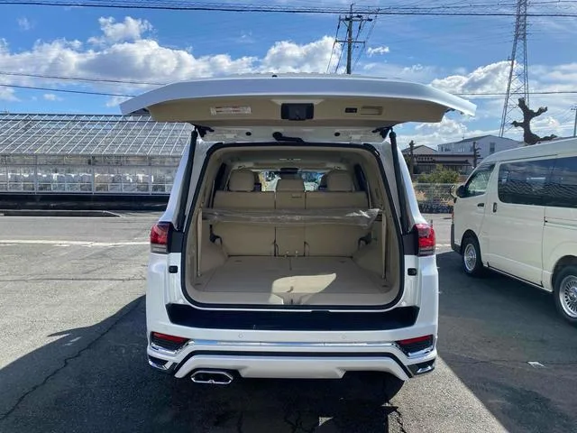Toyota Land Cruiser ZX 2023 — миниатюра 5