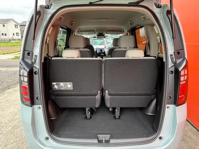 Honda FREED E:HEV AIR 2024 — миниатюра 5