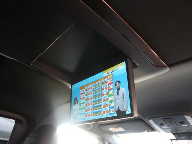 Toyota Alphard Z 2025 — миниатюра 4