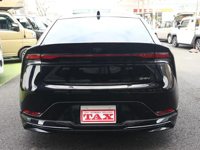 Toyota Prius Z 2023 — миниатюра 3