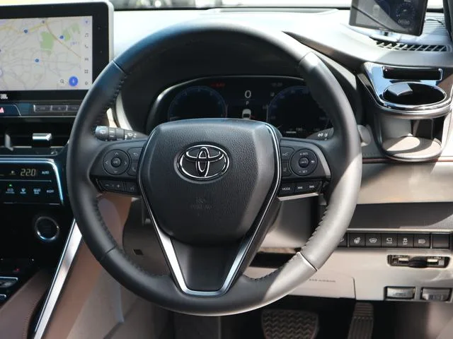 Toyota HARRIER Z LEATHER PACKAGE 2023 — миниатюра 2
