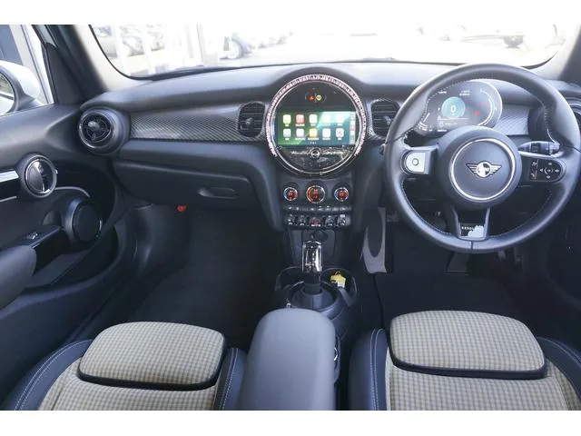 MINI MINI COOPER RESOLUTE EDITION 2023 — миниатюра 3