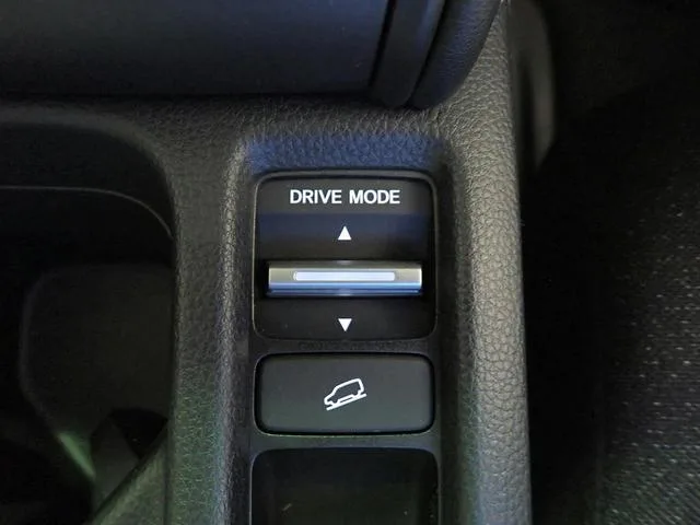 Honda VEZEL E:HEV X 2025 — миниатюра 3