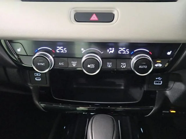 Honda VEZEL E:HEV Z PLAY PACKAGE 2025 — миниатюра 4