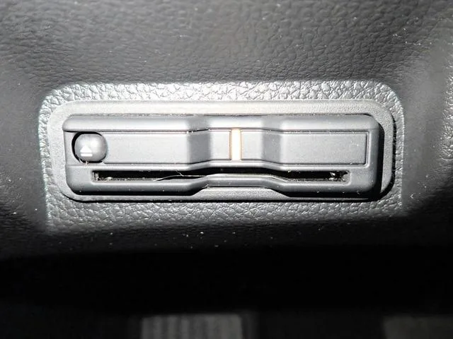 Honda VEZEL E:HEV X 2024 — миниатюра 2