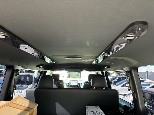 Toyota HIACE VAN SUPER GL DARK PRIME 2022 — миниатюра 5