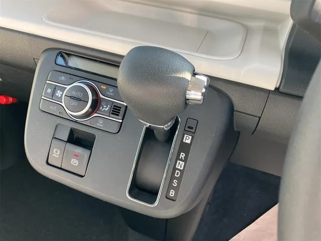 Daihatsu MOVE CANBUS STRIPES G 2025 — миниатюра 3