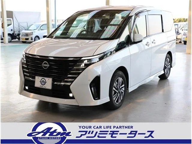Nissan SERENA E-POWER HIGHWAY STAR V 2024 — фото 1, купить с доставкой в Москву