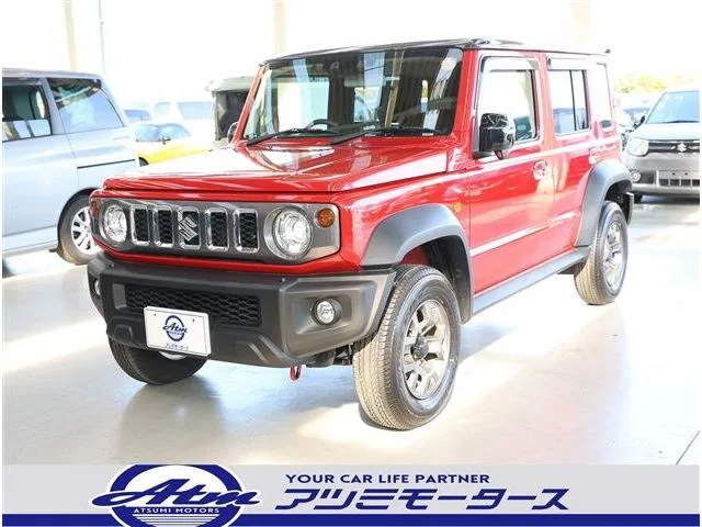 Suzuki JIMNY NOMADE FC 2025 — фото 1, купить с доставкой в Москву